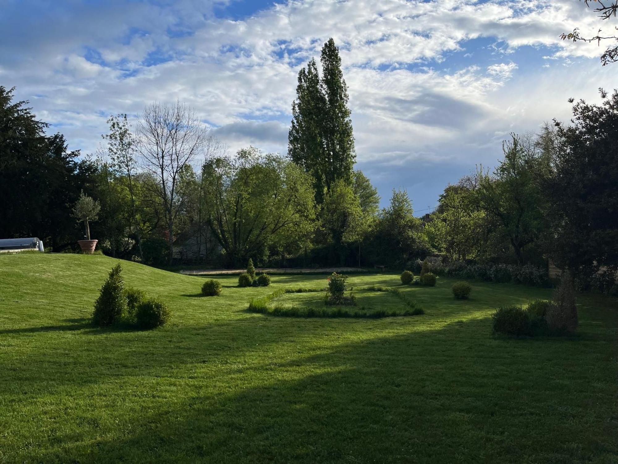 Manoir De La Croix Saint Louis "Luxury Guest House" Taingy Exterior foto